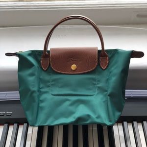 Longchamp top handle tote small green le pliage